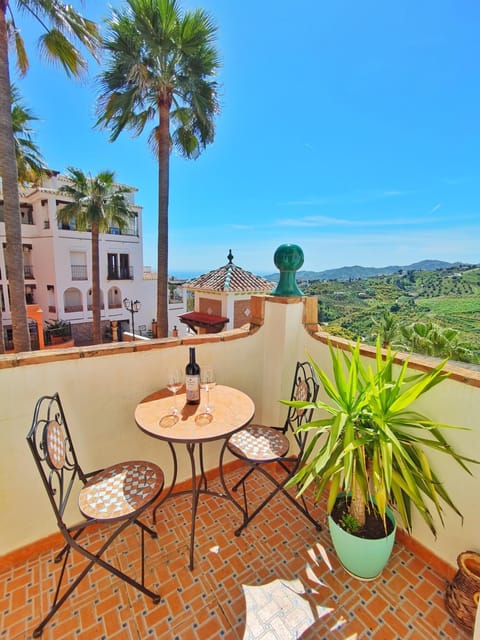 View (from property/room), Balcony/Terrace, Mountain view, Sea view