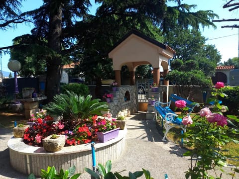 Day, Garden, Garden view