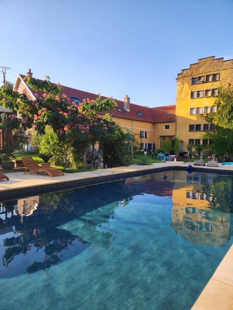 Pool view, Swimming pool