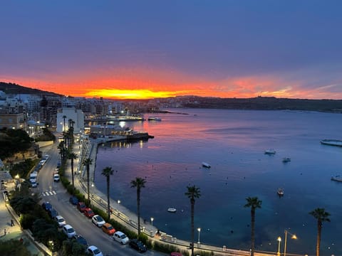 Nearby landmark, Day, Natural landscape, City view, Sea view, Sunset