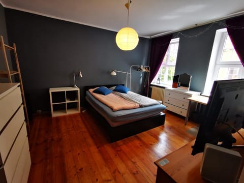 Living room, Bedroom