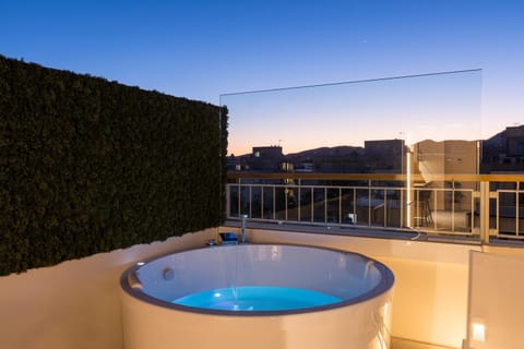 Open Air Bath