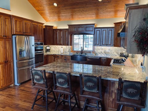 Happy Landing Cabin Cabin in Crosslake