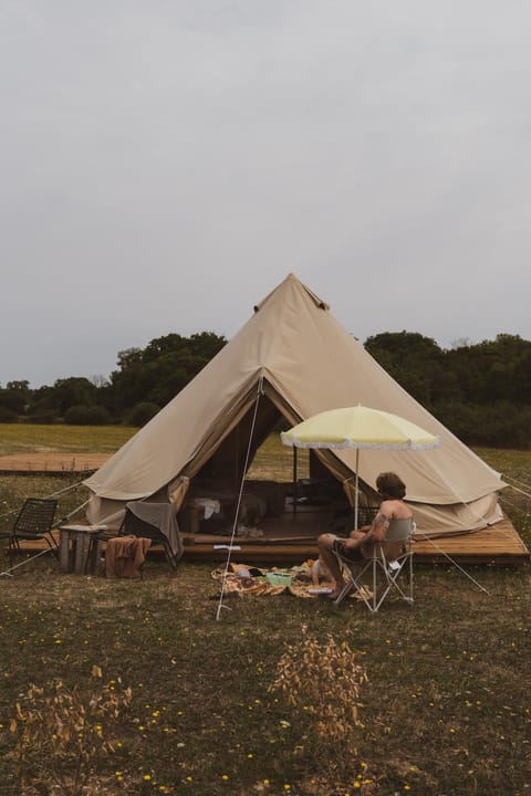 People, Natural landscape