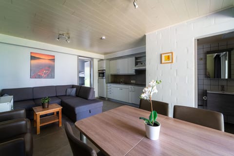 Kitchen or kitchenette, Living room, Seating area