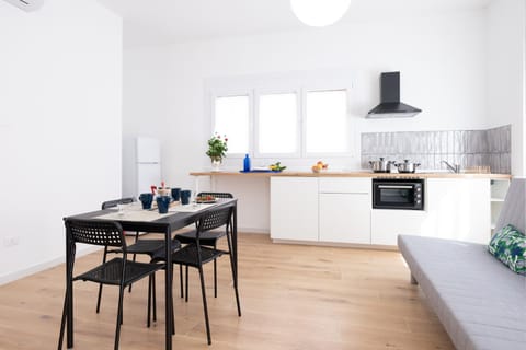 Kitchen or kitchenette, Living room, Dining area