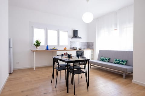 Kitchen or kitchenette, Living room, Dining area