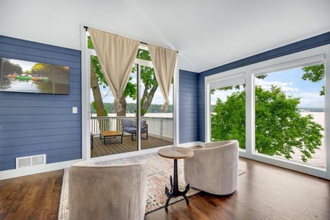 The Tiki House - Stay for 28 House in Lake of the Ozarks