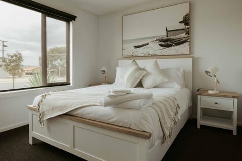 Pepik in Hawley Beach House in Tasmania