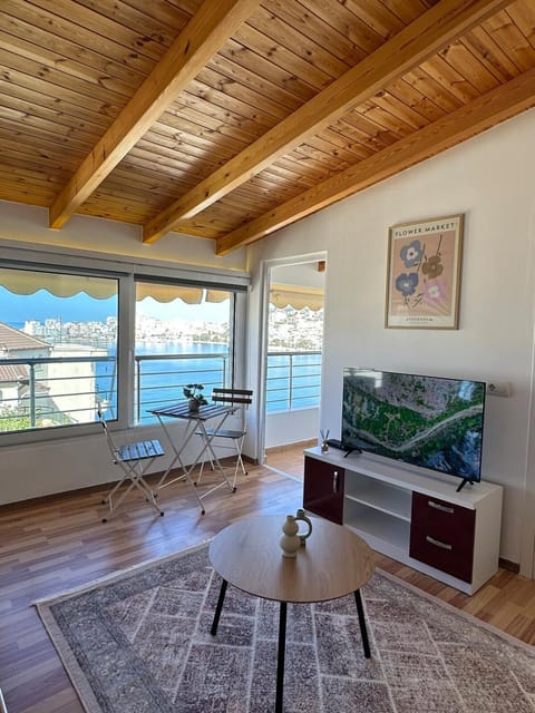 Living room, Sea view