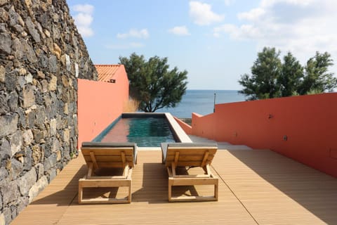 View (from property/room), Sea view, Swimming pool