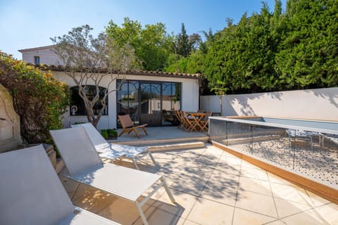 Patio, Swimming pool