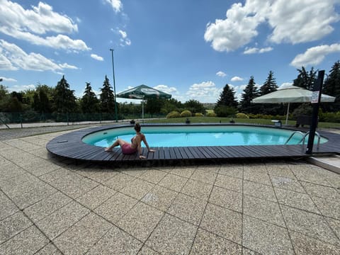 People, Natural landscape, Pool view, Swimming pool