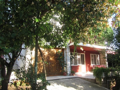 Inner courtyard view