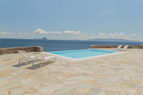 Day, Pool view, Sea view, Swimming pool, sunbed