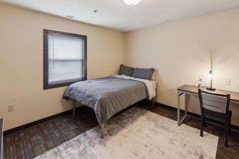 Spacious and Modern Stay to Relax & Recharge Apartment in Mansfield