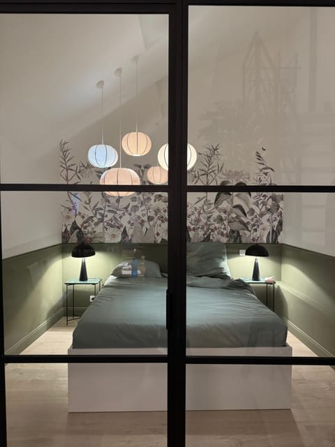 View (from property/room), Decorative detail, Bedroom