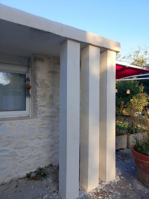 Maisonnette Soleil House in Nimes