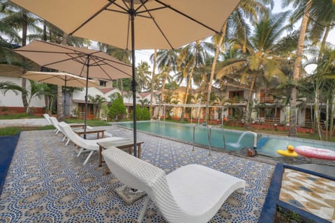 Garden, Garden view, Pool view, Swimming pool, Swimming pool, sunbed