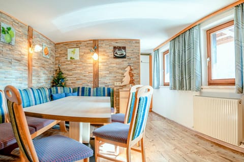 Appartement Bergers, 6 Pers Apartment in Soelden