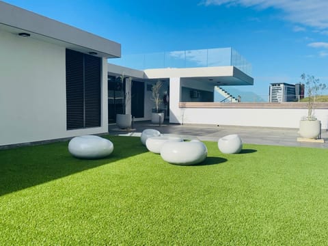 Property building, Patio, Day