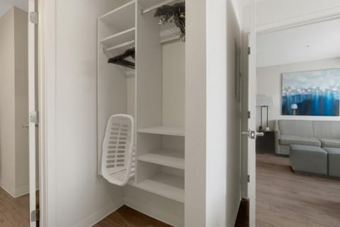 Simplicity At the Rim 1208 I Comfy 2 Bed 2Bath Apartment in San Antonio