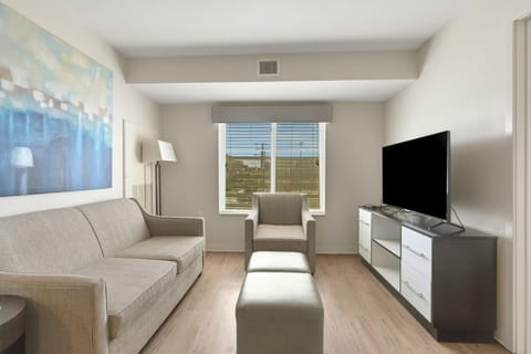 Simplicity At the Rim 1208 I Comfy 2 Bed 2Bath Apartment in San Antonio