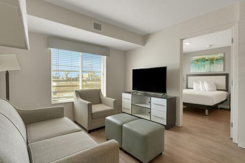 Simplicity At the Rim 1208 I Comfy 2 Bed 2Bath Apartment in San Antonio
