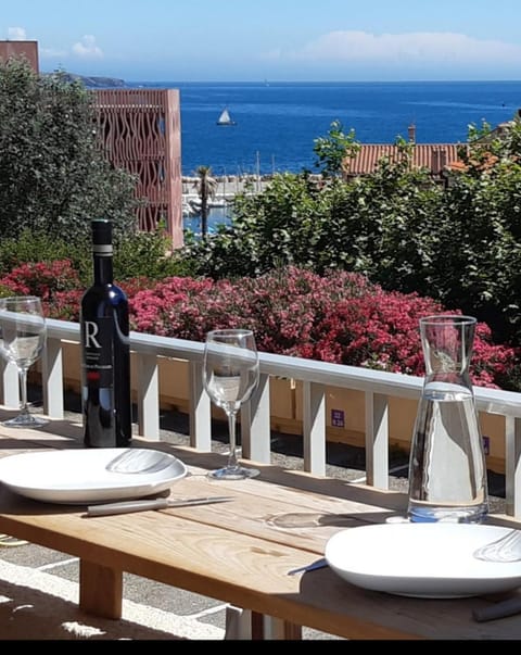 Balcony/Terrace, Dining area