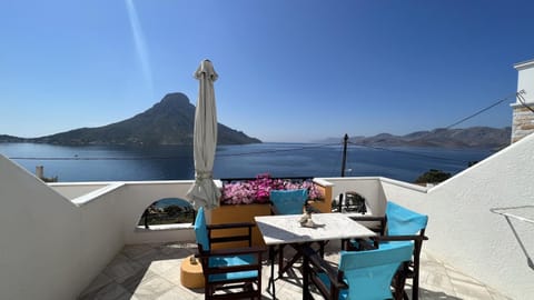 View (from property/room), Balcony/Terrace, Sea view