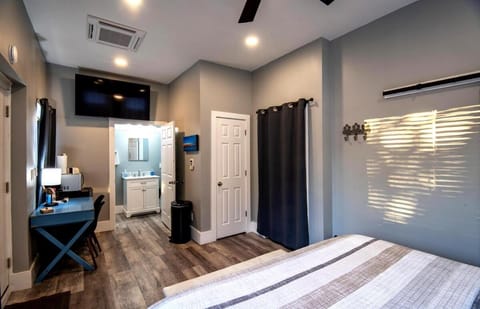 Beautiful studio close to the beach! Apartment in Gulfport