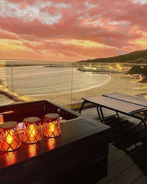 Natural landscape, Balcony/Terrace, Dining area, Beach, Mountain view, Sea view, Sunset