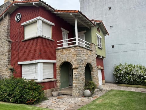 Property building, Day
