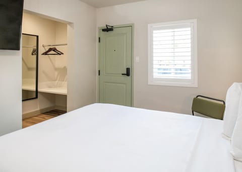 The LEEF Hotel Hotel in Eagle Rock