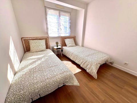 Magnifique 2 chambres - Parking - Netflix - Gare Apartment in Arras