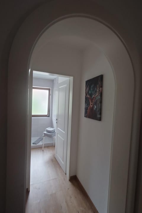 Hindelang Hideaway, Newly Renovated, Southern Balconies, Central Location Apartment in Sonthofen