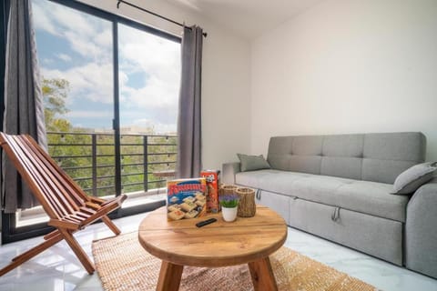 Balcony/Terrace, Living room