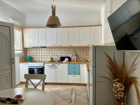 Mare Monte Suites 1 Apartment in Paros, Greece