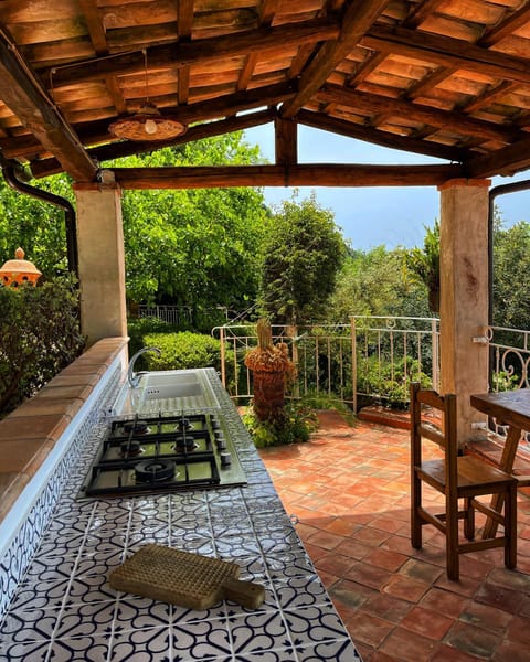 Day, Garden, View (from property/room), Dining area, Garden view