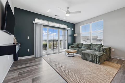 IRIE Living, Replenish Kg 2Bd Gym Pool BRAND NEW Apartment in Indiana