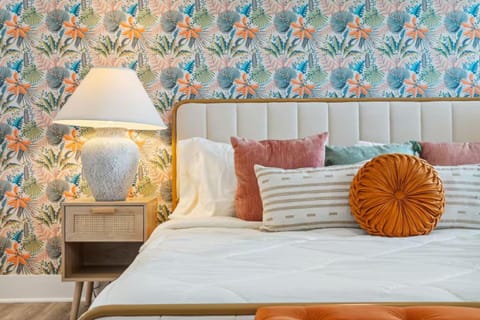 Pickle Beach House in Upper Grand Lagoon