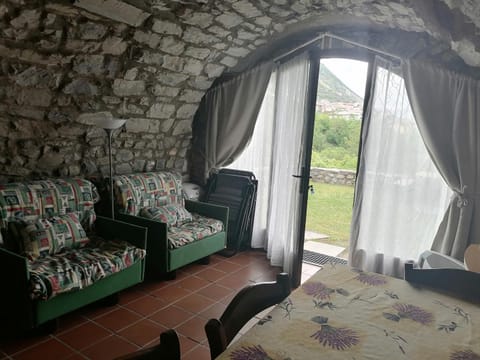 Living room, Garden view