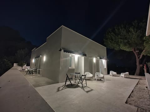 Property building, Night, View (from property/room), Balcony/Terrace
