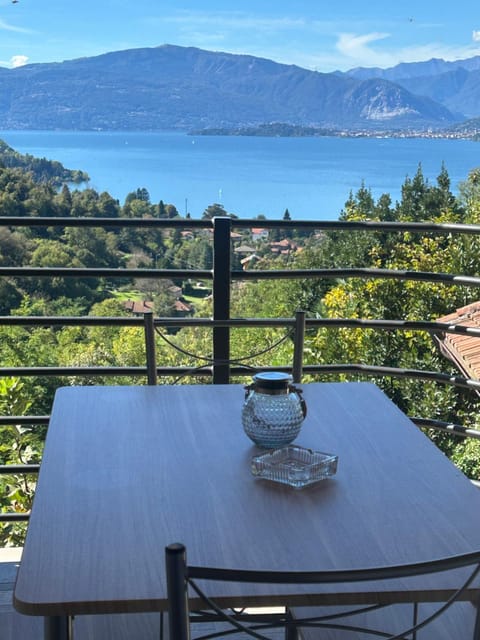 Natural landscape, View (from property/room), Balcony/Terrace, Lake view