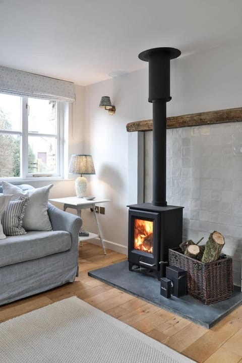 *New* Tranquil Countryside Luxury Barn Conversion House in Georgeham