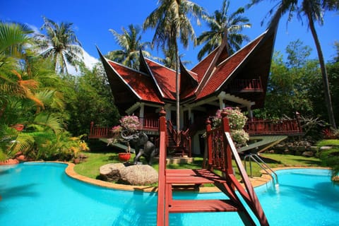 Property building, Garden view, Pool view