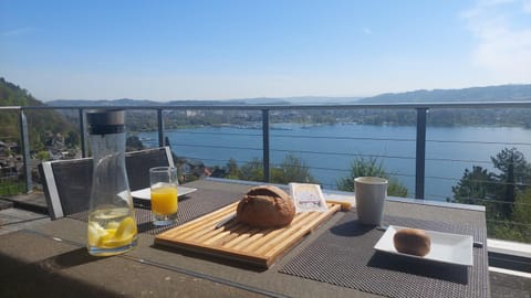 View (from property/room), Balcony/Terrace, Food and drinks, Food, Lake view, Mountain view