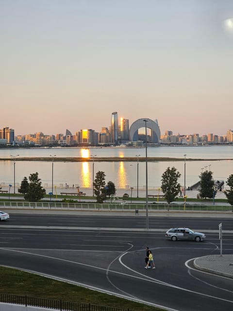 Day, People, Neighbourhood, View (from property/room), Balcony/Terrace, City view, Sea view, Sunrise, Parking