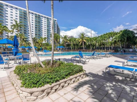 Ocean Reserve Luxury Condo Sunny Isles Beach Apartment in Sunny Isles Beach