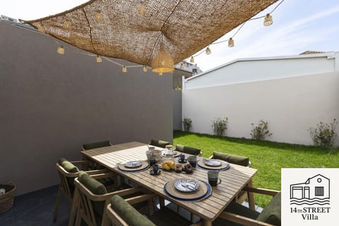 Dining area, Garden view